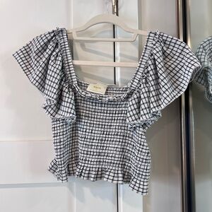 Crinkle gingham smocked top